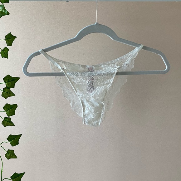 Victoria's Secret Other - Victoria’s Secret Dream Angels Lace Cheeky Panty